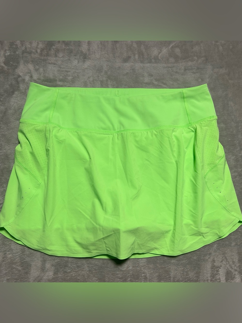 Athleta Run With It Skort Women’s Large Neon Green Running